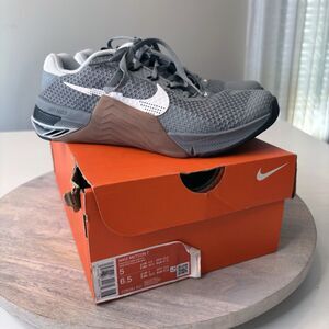 New‎ in Box Men's Nike Metcon 7 Particle Grey Gum CZ8281-011 US Size 5